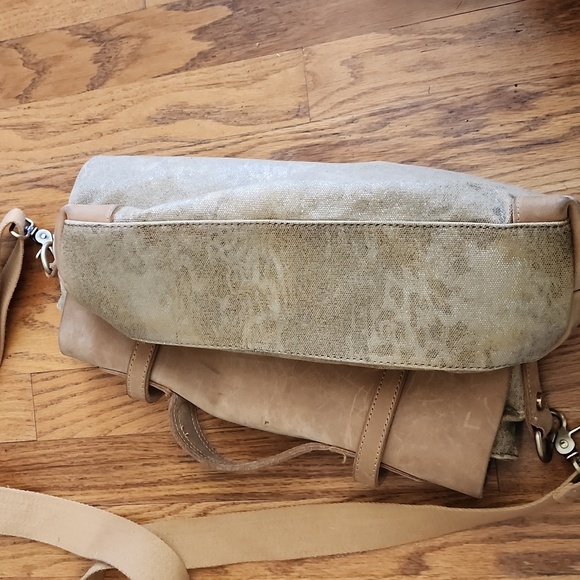 Jesslyn Blake leather and canvas bag wirh detach shoulder strap - Picture 3 of 11